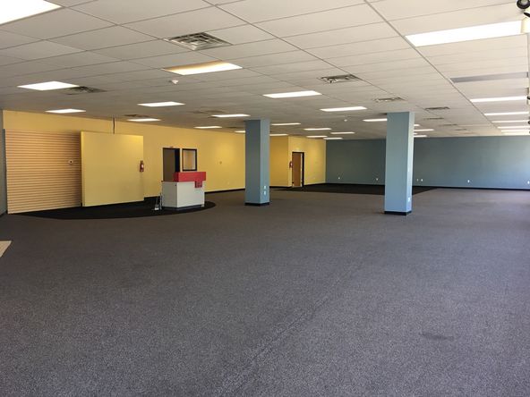 Retail Opportunity: 1321 Covert Avenue, Evansville, IN 47714
